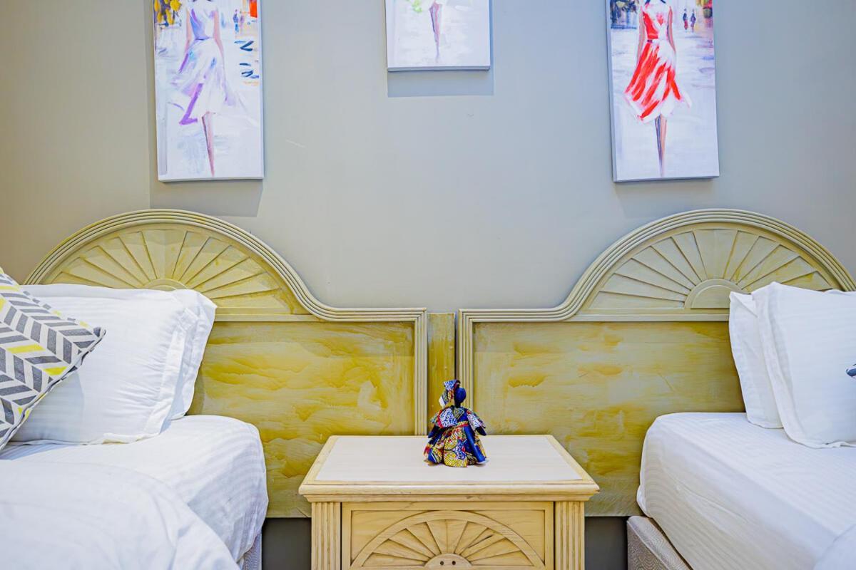 Ocean Villa Heights Brufut Kültér fotó